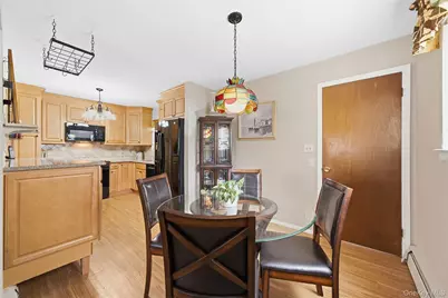 15 Santam Court, Bay Shore, NY 11706 - Photo 7