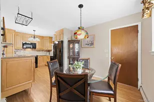 15 Santam Ct, Bay Shore, NY 11706 - Photo 7