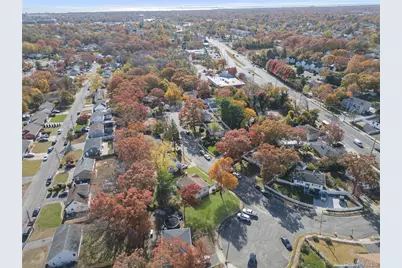 15 Santam Court, Bay Shore, NY 11706 - Photo 33