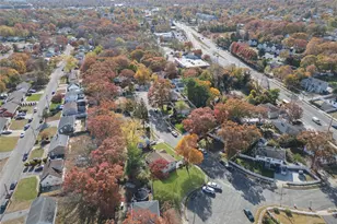 15 Santam Ct, Bay Shore, NY 11706 - Photo 33