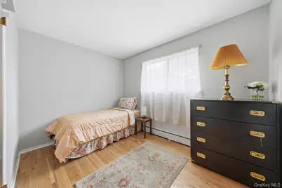 15 Santam Court, Bay Shore, NY 11706 - Photo 17