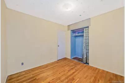 2001 N Jerusalem Road, East Meadow, NY 11554 - Photo 15