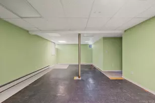 2001 N Jerusalem Rd, East Meadow, NY 11554 - Photo 23