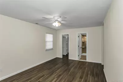 93 Palo Alto Drive, Plainview, NY 11803 - Photo 11