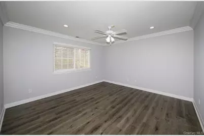 442 Lake Pointe Drive #442, Middle Island, NY 11953 - Photo 5