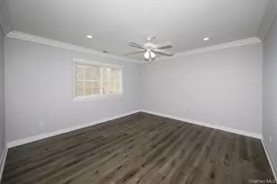 442 Lake Pointe Dr, Middle Island, NY 11953 - Photo 5
