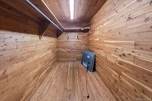 224-15 138th Ave, Jamaica, NY 11413 - Photo 15