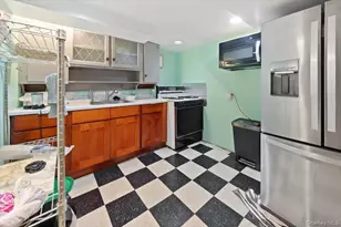 224-15 138th Ave, Jamaica, NY 11413 - Photo 13