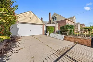 224-15 138th Ave, Jamaica, NY 11413 - Photo 25