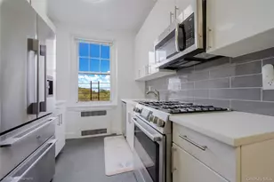 41-15 44th St, Sunnyside, NY 11104 - Photo 7