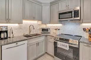 10 Lealand Ln, Southampton, NY 11968 - Photo 13