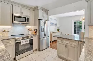 10 Lealand Ln, Southampton, NY 11968 - Photo 11