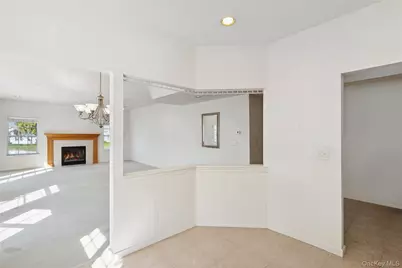 546 Highland Court, Moriches, NY 11955 - Photo 7