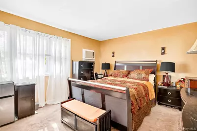 31 Farley Drive, West Haverstraw, NY 10993 - Photo 11