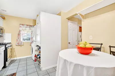 31 Farley Drive, West Haverstraw, NY 10993 - Photo 7