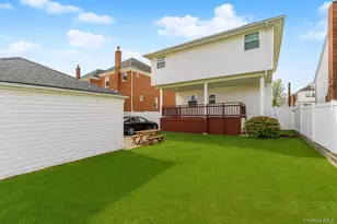 156-33 100th St, Howard Beach, NY 11414 - Photo 25