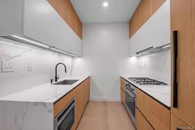 5 Court Square #6A, Long Island City, NY 11101 - Photo 5