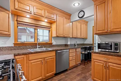 51 Marvin Street, Patchogue, NY 11772 - Photo 7