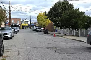 2887 Lamport Pl, Bronx, NY 10465 - Photo 23