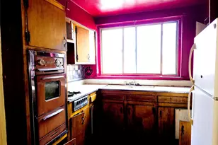 2887 Lamport Pl, Bronx, NY 10465 - Photo 13