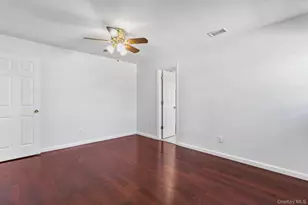 74 Venetian Prom, Lindenhurst, NY 11757 - Photo 17