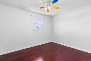 74 Venetian Prom, Lindenhurst, NY 11757 - Photo 13