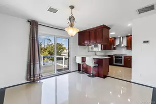 74 Venetian Prom, Lindenhurst, NY 11757 - Photo 7