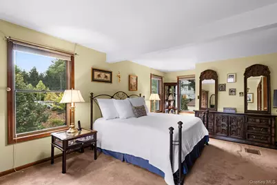 83 Ravensdale Road, Hastings on Hudson, NY 10706 - Photo 23