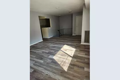 226 Pointe #226, Coram, NY 11727 - Photo 9