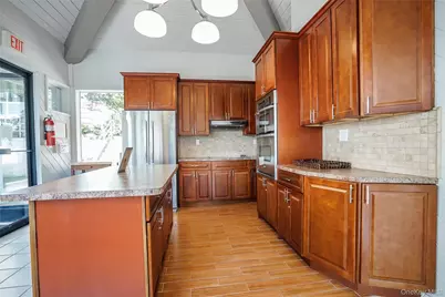 200 High Point Drive #513, Hartsdale, NY 10530 - Photo 39