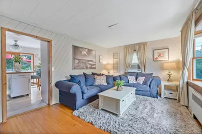 70 Fanning Avenue, Hampton Bays, NY 11946 - Photo 7