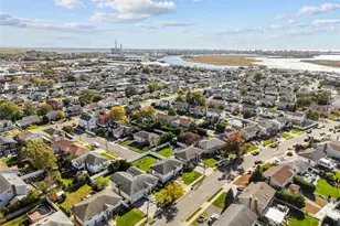 3347 Ocean Harbor Dr, Oceanside, NY 11572 - Photo 45