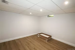 10 Smith, Yaphank, NY 11980 - Photo 23