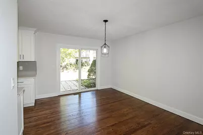 10 Smith, Yaphank, NY 11980 - Photo 7