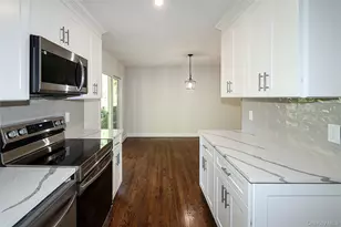 10 Smith, Yaphank, NY 11980 - Photo 13