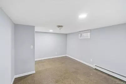 1040 Brookside Avenue, Uniondale, NY 11553 - Photo 27