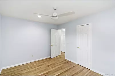 1040 Brookside Avenue, Uniondale, NY 11553 - Photo 19