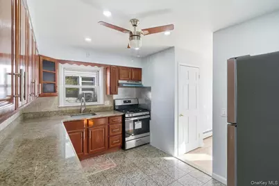 1040 Brookside Avenue, Uniondale, NY 11553 - Photo 13