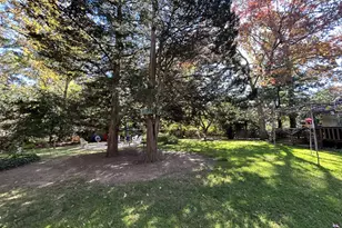 21 Lakeview Dr, Middle Island, NY 11953 - Photo 23