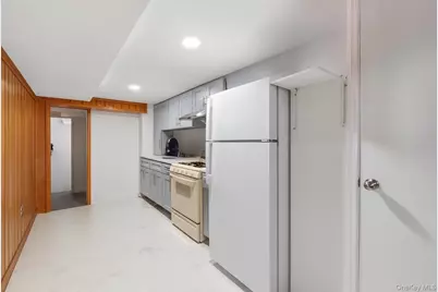 4826 193rd Street, Fresh Meadows, NY 11365 - Photo 7