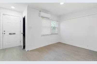 4826 193rd Street, Fresh Meadows, NY 11365 - Photo 3