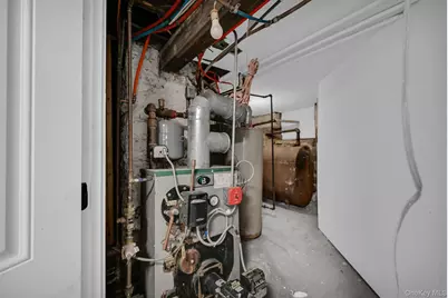 148 S 13th Avenue, Mount Vernon, NY 10550 - Photo 35