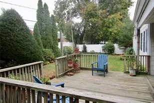 25 Pinetree Ln, Levittown, NY 11756 - Photo 21