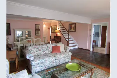 25 Pinetree Lane, Levittown, NY 11756 - Photo 5