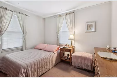 143 Broad Street, Williston Park, NY 11596 - Photo 9