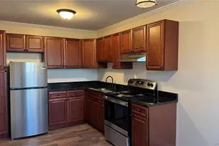 19 Barbara Ct, Sayville, NY 11782 - Photo 5