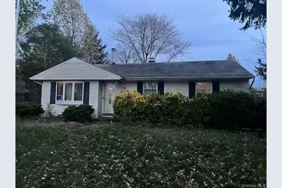 2909 Falcon Avenue, Medford, NY 11763 - Photo 1