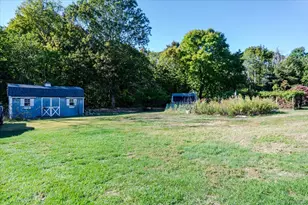 27 Cold Spring Hills Rd, Huntington, NY 11743 - Photo 25