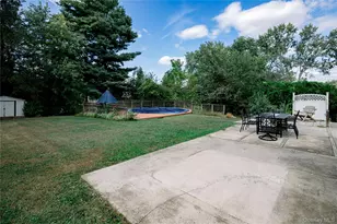 15 E Dogwood Dr, Poughkeepsie, NY 12601 - Photo 35