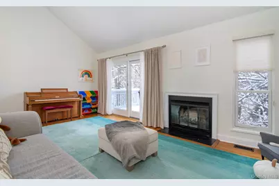 110 Valleyview Road, Irvington, NY 10533 - Photo 11